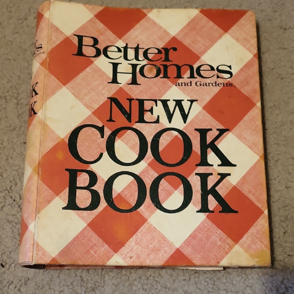 Better Homes and Gardens Checkered Cookbook